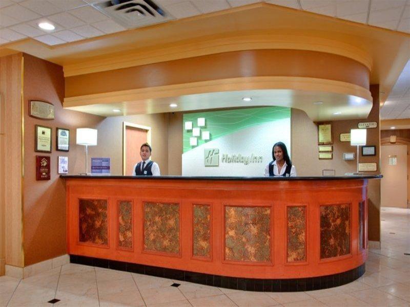 Holiday Inn Calgary Airport By Ihg Interior foto